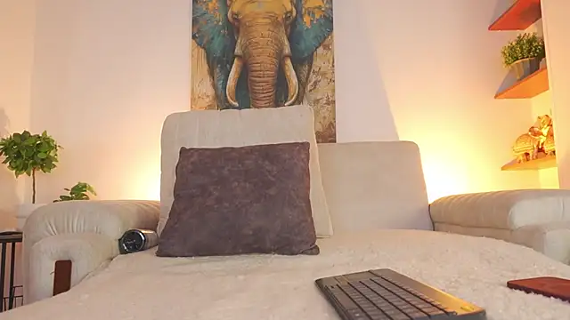 AliceCorner online show from 05/15/26, 12:14