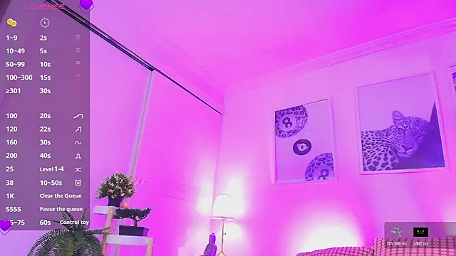 Valen ross  online show from 02/05/26, 09:21