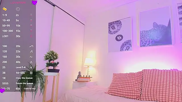 Valen ross  online show from 02/03/26, 08:25