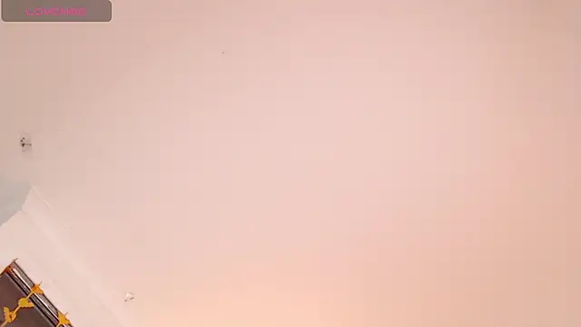 Valen ross  online show from 10/28/25, 08:30