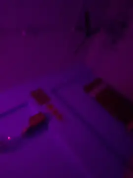 Snapshot of John96999 chatting on 10/31/25, 09:54 John96999 online show from 10/31/25, 09:54