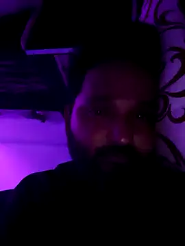 Snapshot of John96999 chatting on 10/04/25, 09:16 John96999 online show from 10/04/25, 09:16