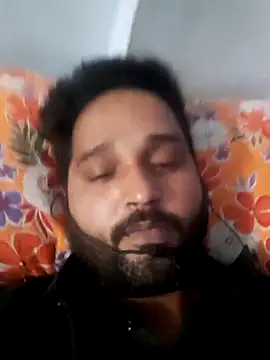 Snapshot of John96999 chatting on 03/21/25, 04:40 John96999 online show from 03/21/25, 04:40