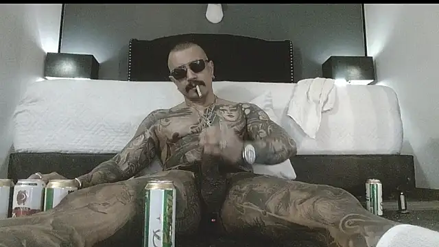 danilog515 online show from 11/04/25, 06:06