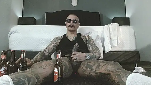 danilog515 online show from 12/16/25, 06:17