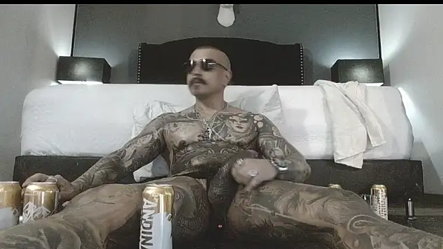 danilog515 online show from 11/13/25, 11:08