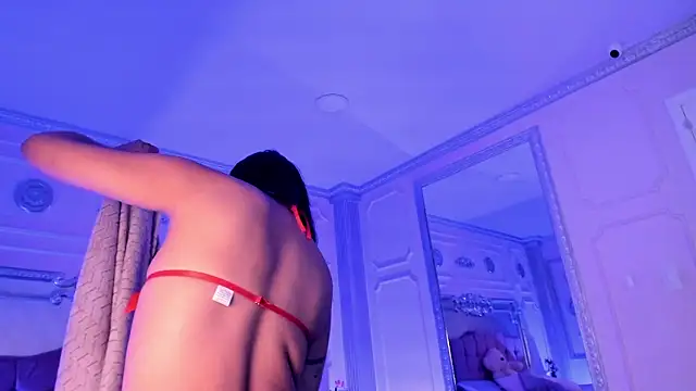 KatianPierce online show from 11/11/25, 07:41