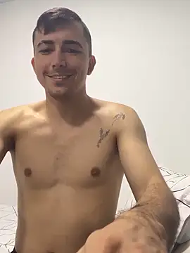 pareja curiosa19 online show from 11/14/25, 01:31