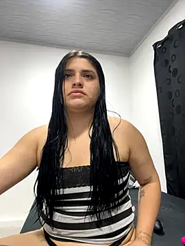 pareja curiosa19 online show from 10/19/25, 04:59