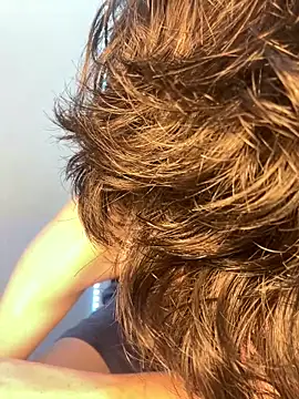 bwcizThrobbing online show from 02/22/26, 08:49