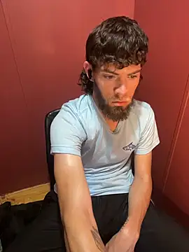 bwcizThrobbing online show from 11/05/25, 06:27