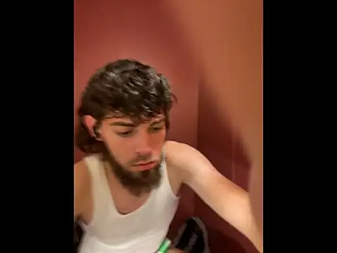 bwcizThrobbing online show from 10/24/25, 08:24