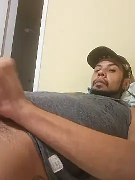 Snapshot of Fernandobs_ chatting on 03/22/25, 02:16 Fernandobs online show from 03/22/25, 02:16