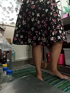 emiliemilf online show from 03/06/26, 05:19