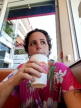 emiliemilf online show from 04/07/26, 07:48