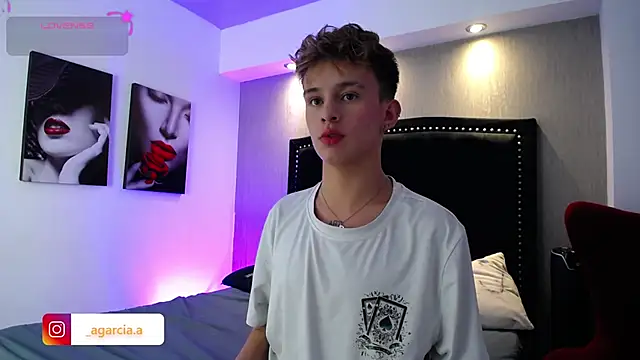 LiamWildx20 online show from 02/12/26, 04:34