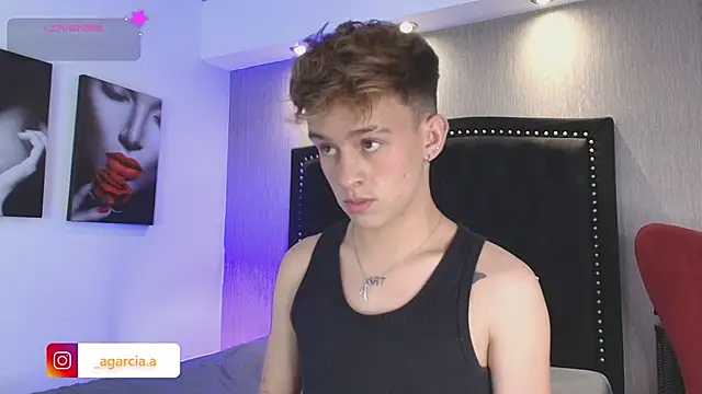 LiamWildx20 online show from 02/07/26, 04:20