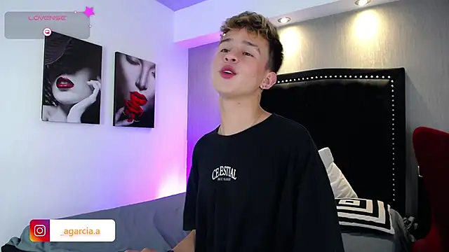 LiamWildx20 online show from 02/13/26, 04:34