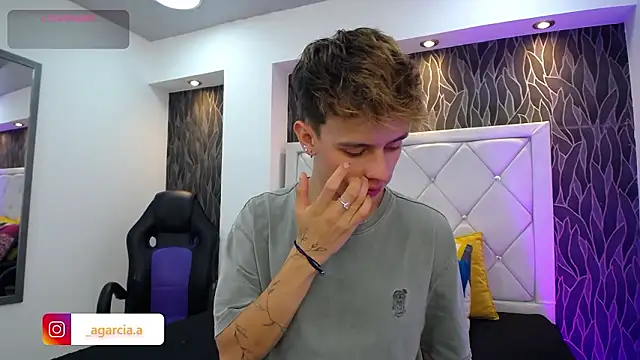 LiamWildx20 online show from 03/06/26, 05:02