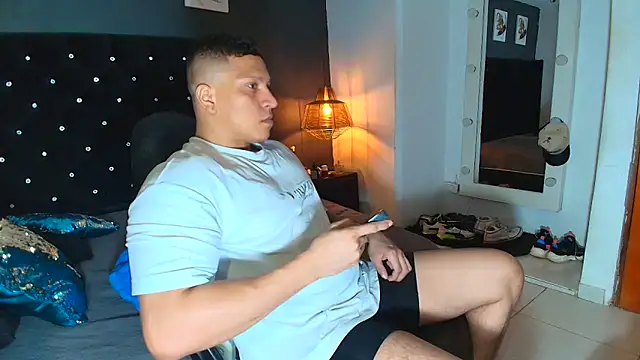 ethan dalton  online show from 09/19/25, 03:10