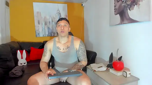 ethan dalton  online show from 10/28/25, 03:18