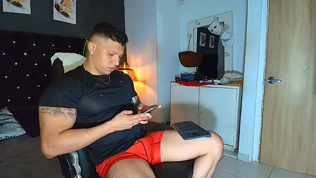 Snapshot of ethan_dalton_ chatting on 07/16/26, 03:47 ethan dalton online show from 07/16/26, 03:47