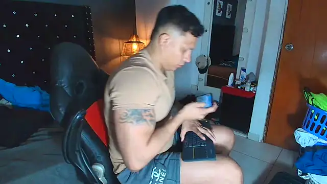 ethan dalton  online show from 12/22/25, 03:17