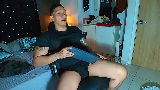 ethan dalton  online show from 03/12/26, 03:56