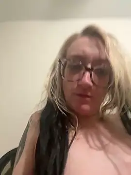 Kittaekatt online show from 02/21/26, 12:40