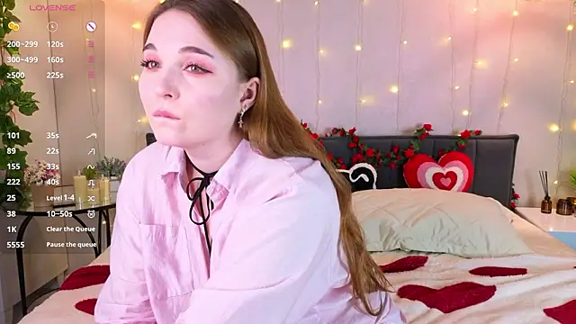 Snapshot of ConstanceHelms chatting on 02/25/26, 05:07 ConstanceHelms online show from 02/25/26, 05:07