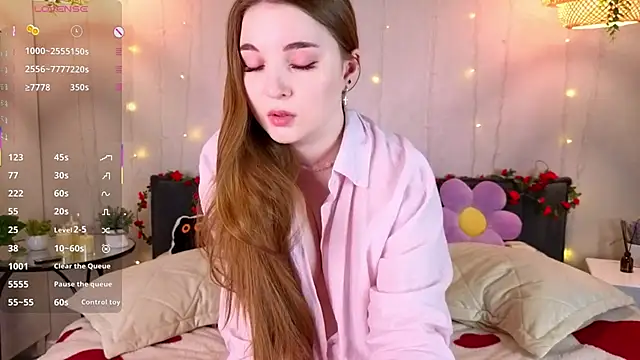 Snapshot of ConstanceHelms chatting on 01/16/26, 05:11 ConstanceHelms online show from 01/16/26, 05:11