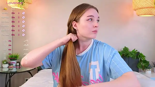 ConstanceHelms online show from 10/10/25, 05:08