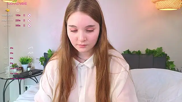 ConstanceHelms online show from 09/22/25, 05:13