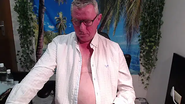 JamesBauer online show from 12/04/25, 04:33