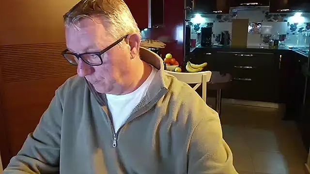 JamesBauer online show from 02/01/26, 04:33