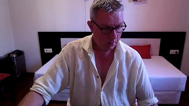 JamesBauer online show from 03/21/25, 05:00