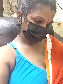 poojaa-rani online show from 11/02/25, 05:40