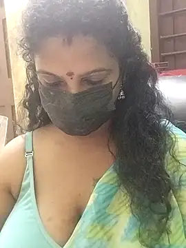 Snapshot of poojaa-rani chatting on 03/22/26, 06:09 poojaa-rani online show from 03/22/26, 06:09