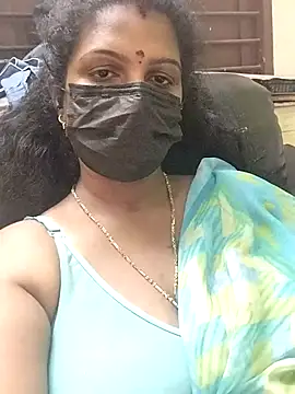 Snapshot of poojaa-rani chatting on 03/28/26, 05:36 poojaa-rani online show from 03/28/26, 05:36