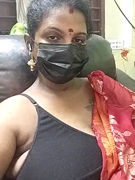 poojaa-rani online show from 11/01/25, 06:57