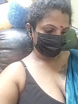 poojaa-rani online show from 02/27/26, 05:24