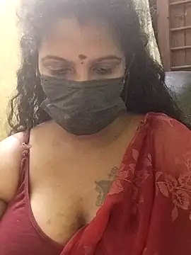 Snapshot of poojaa-rani chatting on 04/01/26, 05:43 poojaa-rani online show from 04/01/26, 05:43