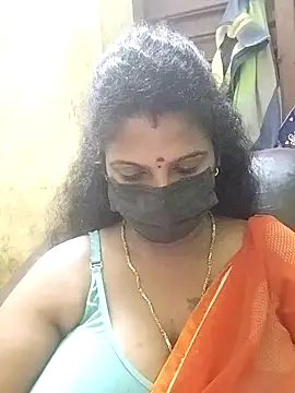 Snapshot of poojaa-rani chatting on 03/29/26, 06:31 poojaa-rani online show from 03/29/26, 06:31
