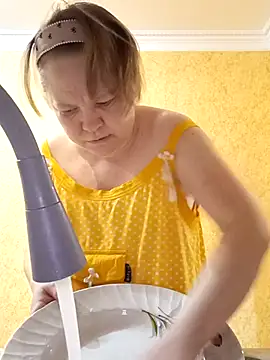 Snapshot of -LOLALEY- chatting on 10/30/25, 02:36 -LOLALEY- online show from 10/30/25, 02:36