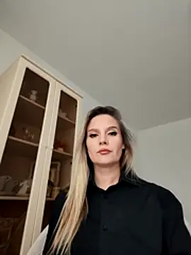 ANA STA S  online show from 04/23/26, 01:13