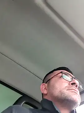 Maurzioxh online show from 12/19/25, 08:38