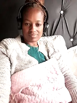 sexylira online show from 11/16/25, 12:43