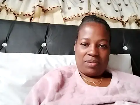 sexylira online show from 05/11/26, 08:27