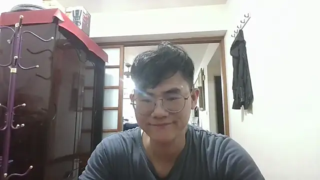Snapshot of j6m4vu60 chatting on 10/02/25, 01:25 j6m4vu60 online show from 10/02/25, 01:25