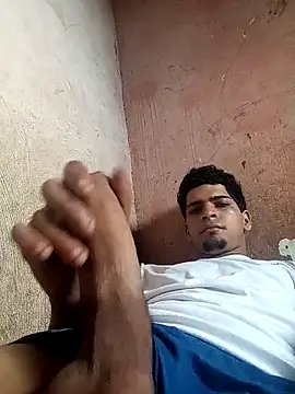 Snapshot of 317894 chatting on 11/08/25, 06:33 317894 online show from 11/08/25, 06:33